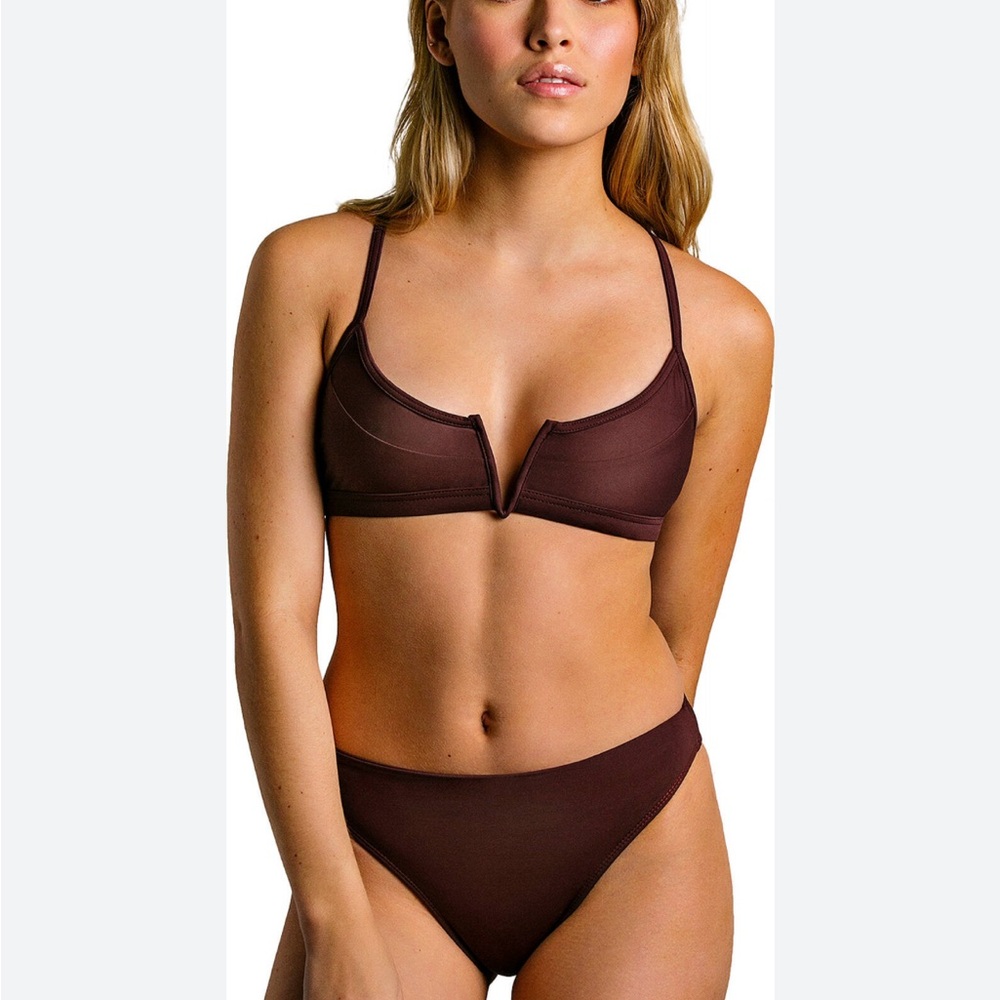 June Swimwear Jones Bikini Bottom and Will Bikini Top in Espresso ☕️ Size Small